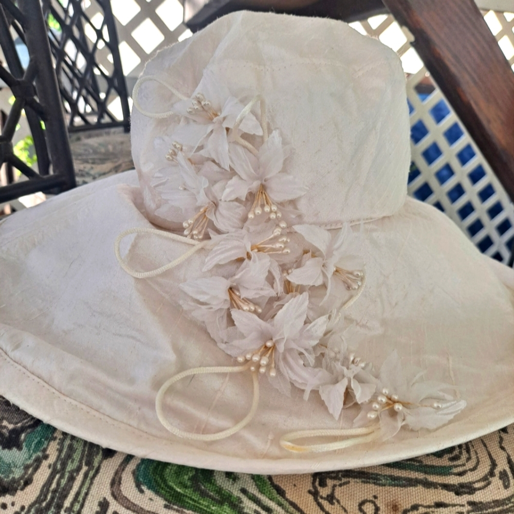 Women's Hat